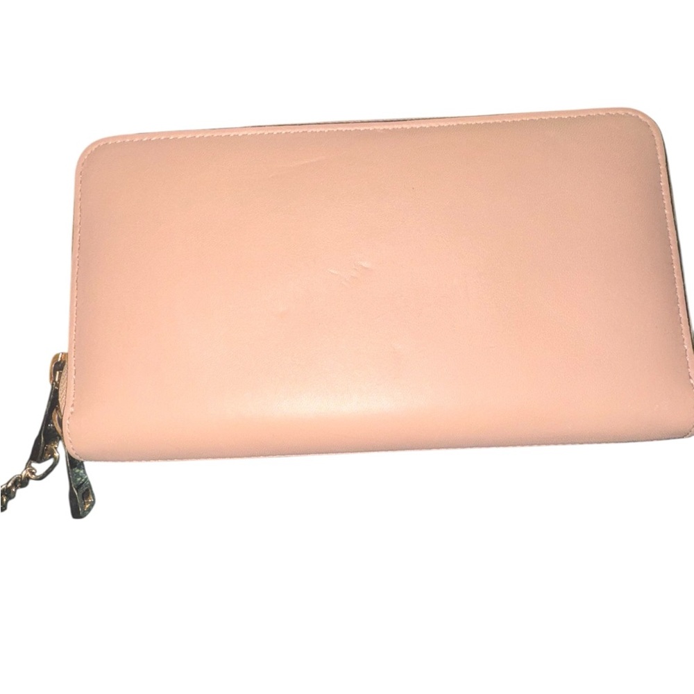 Chloé Leather Zip Wallet with Chain - Picture 5 of 8